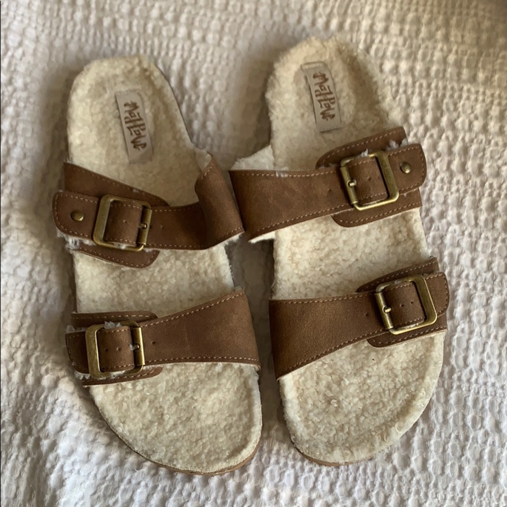 Sherpa Slip On